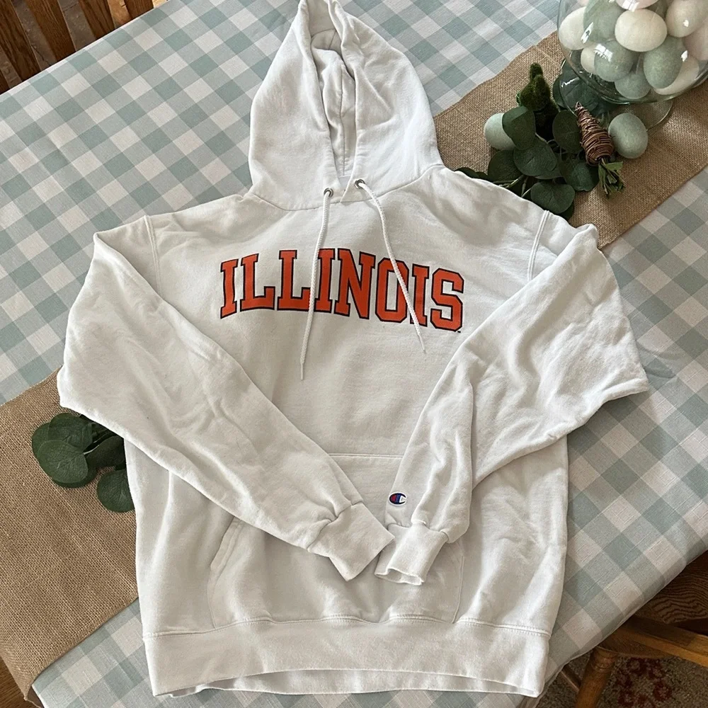 University of Illinois Champion White Hoodie with Orange Illinois Script - Picture 1 of 2